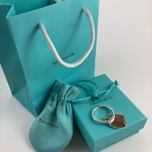 TIFFANY & Co. ‘Cushion’ Sterling Silver Keyring